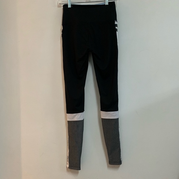 Pink Ultamite Legging - Picture 2 of 12